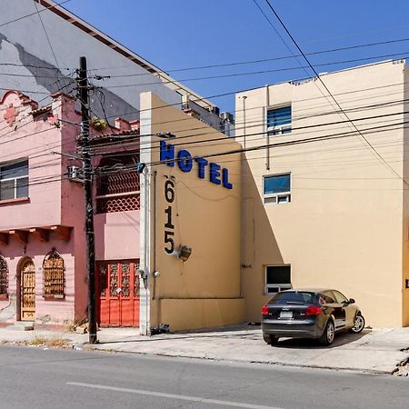 Hotel Ayenda Blue Cristal Monterrey Exterior foto